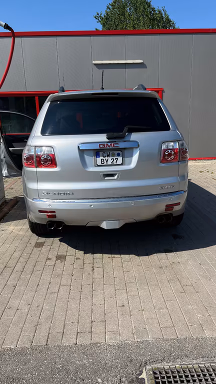 GMC Acadia