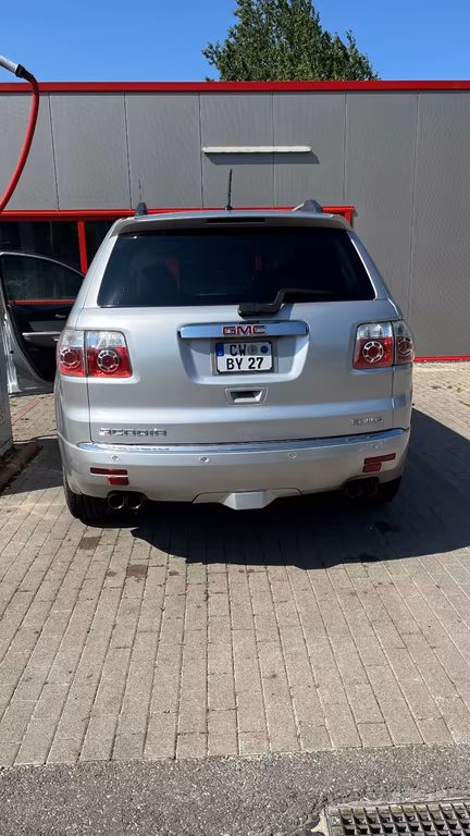 GMC Acadia