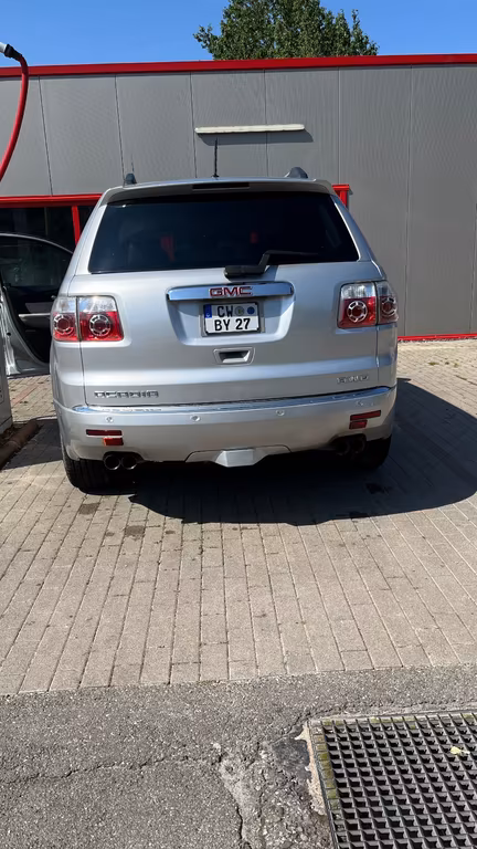 GMC Acadia