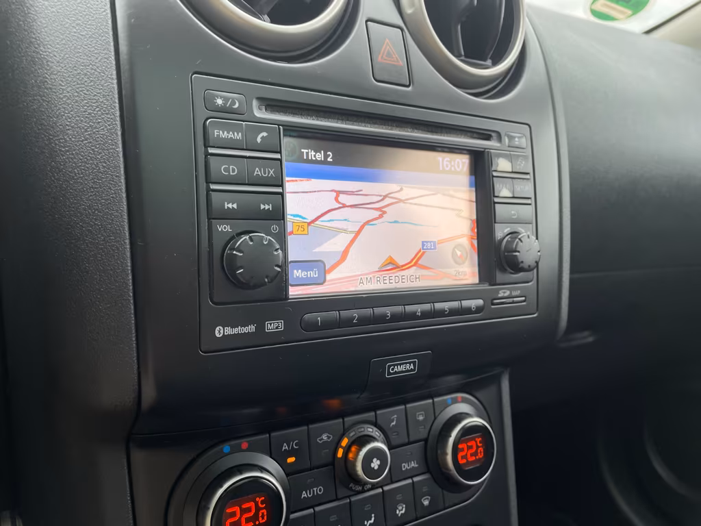 Nissan Qashqai+2