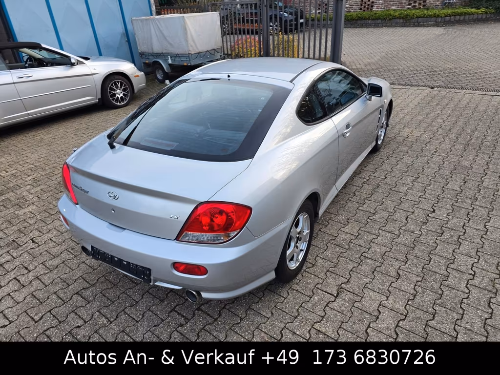 Hyundai Coupe