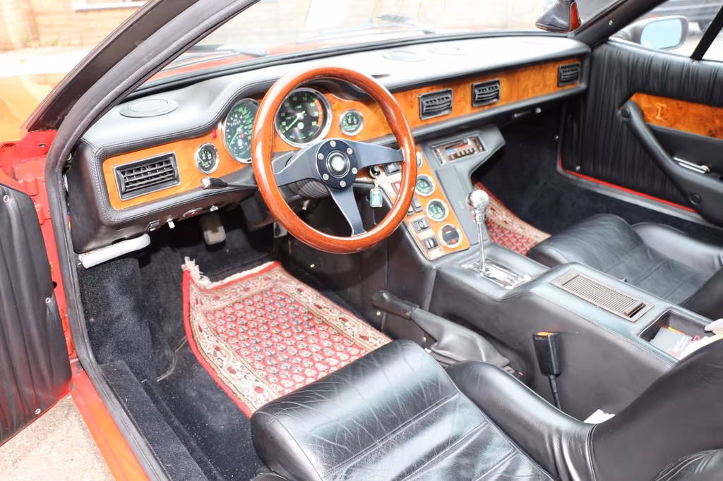 DeTomaso Pantera