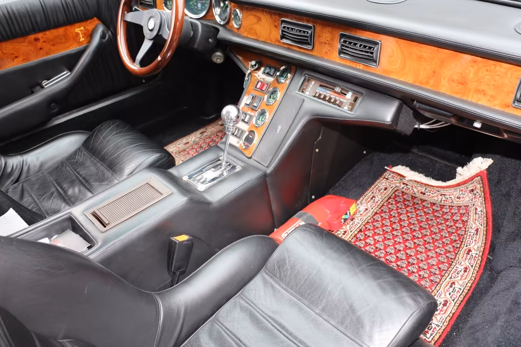 DeTomaso Pantera