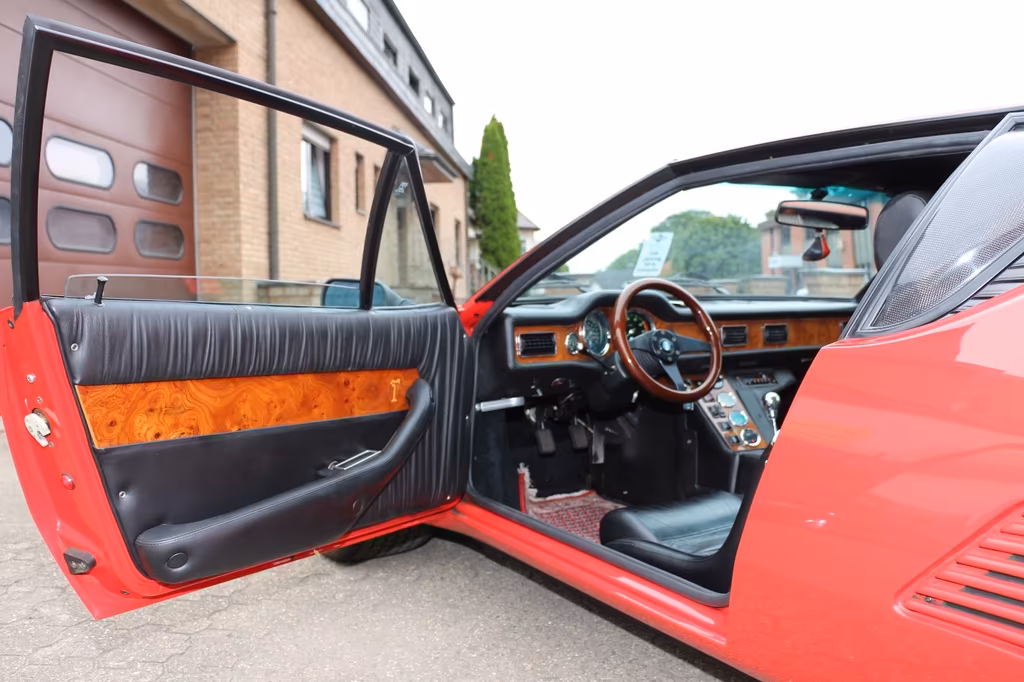 DeTomaso Pantera