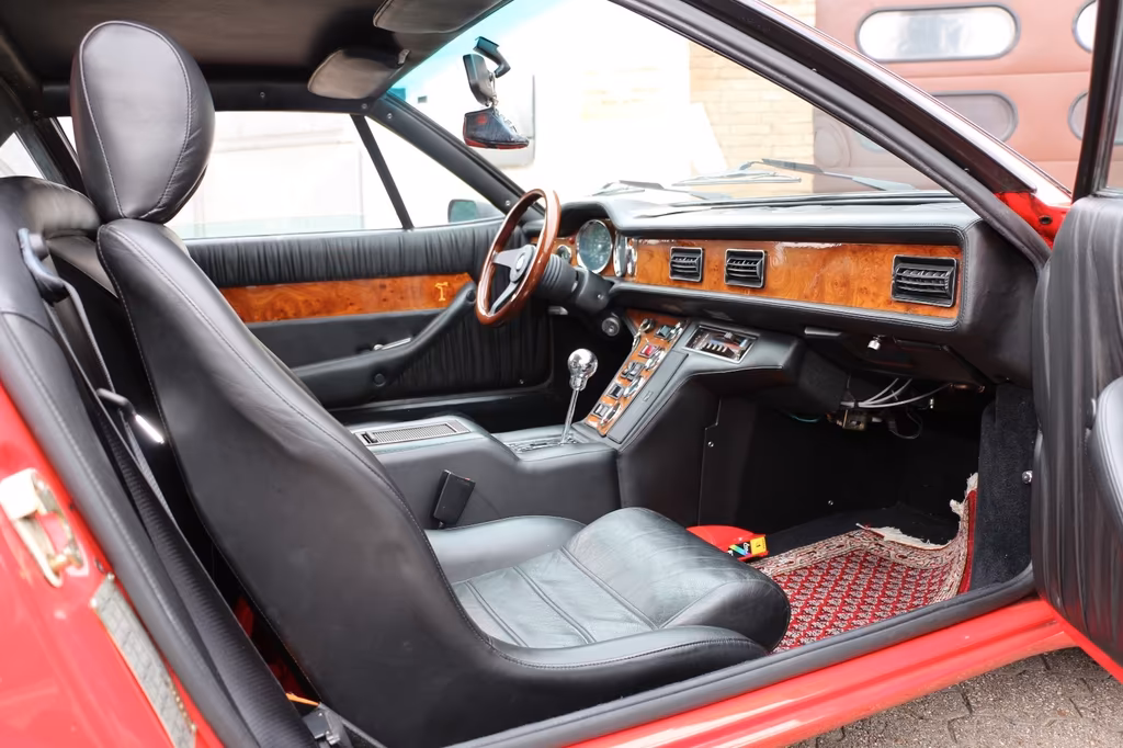 DeTomaso Pantera