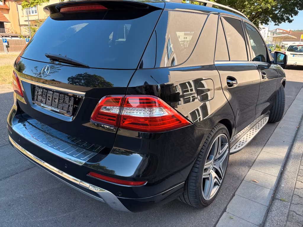 Mercedes-Benz ML 500