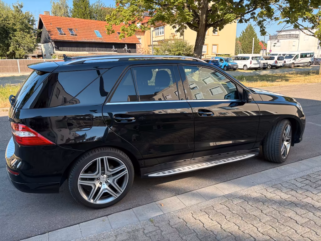 Mercedes-Benz ML 500