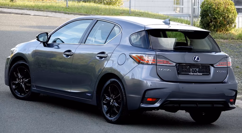 Lexus CT 200h