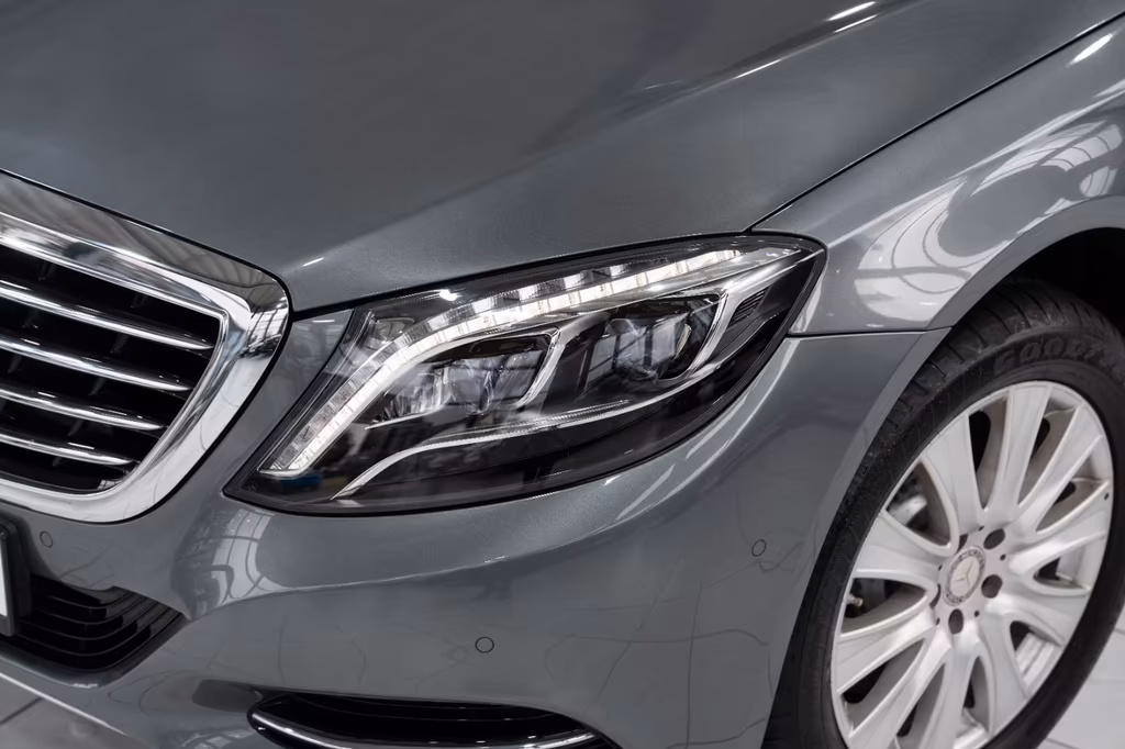 Mercedes-Benz S 400