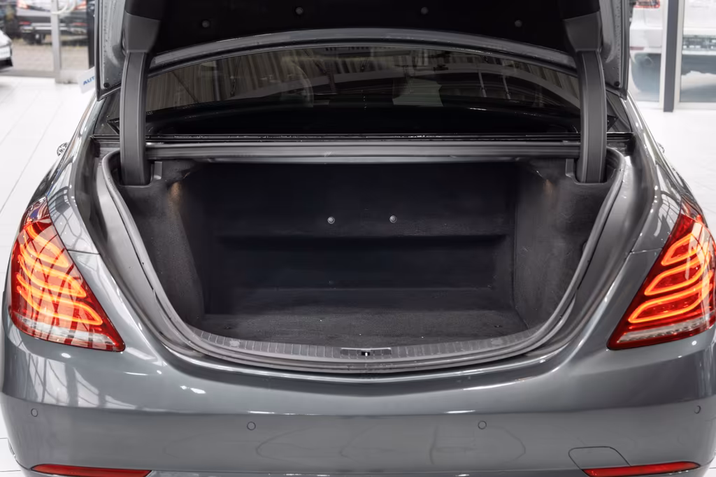 Mercedes-Benz S 400