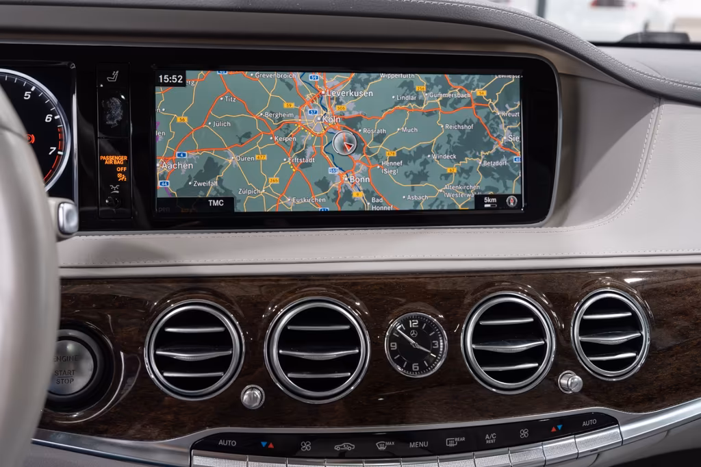 Mercedes-Benz S 400