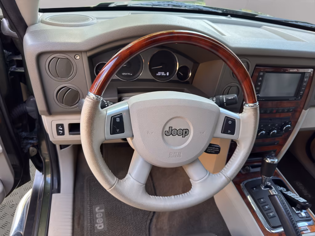 Jeep Commander