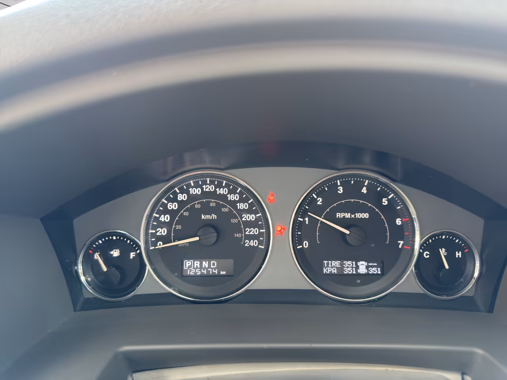 Jeep Commander