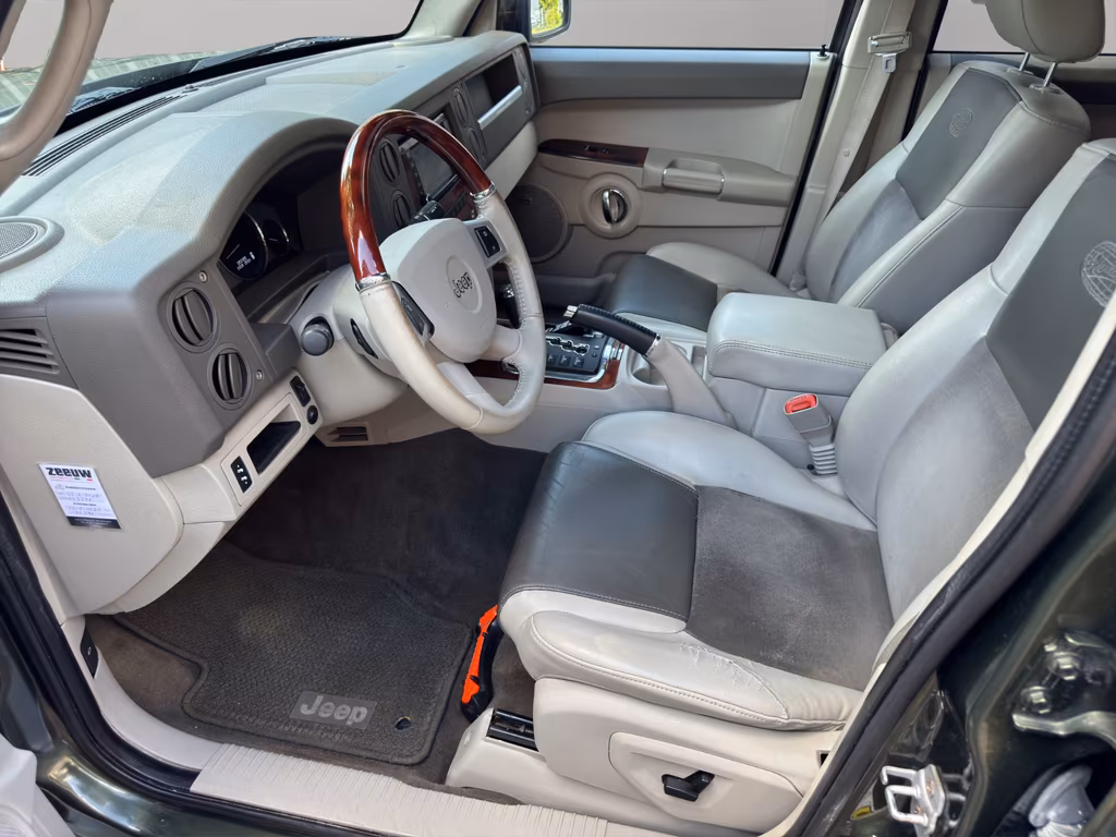 Jeep Commander