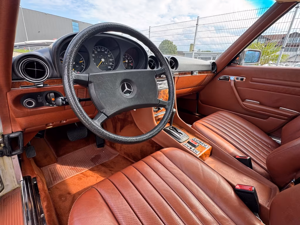Mercedes-Benz 380
