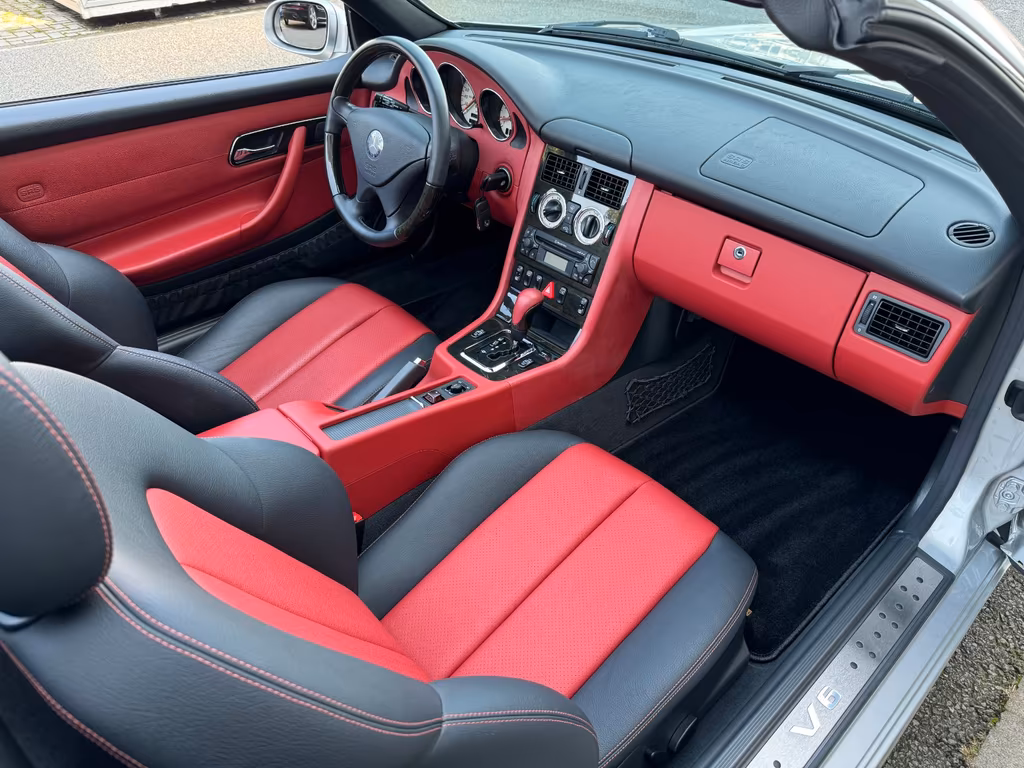 Mercedes-Benz SLK 320