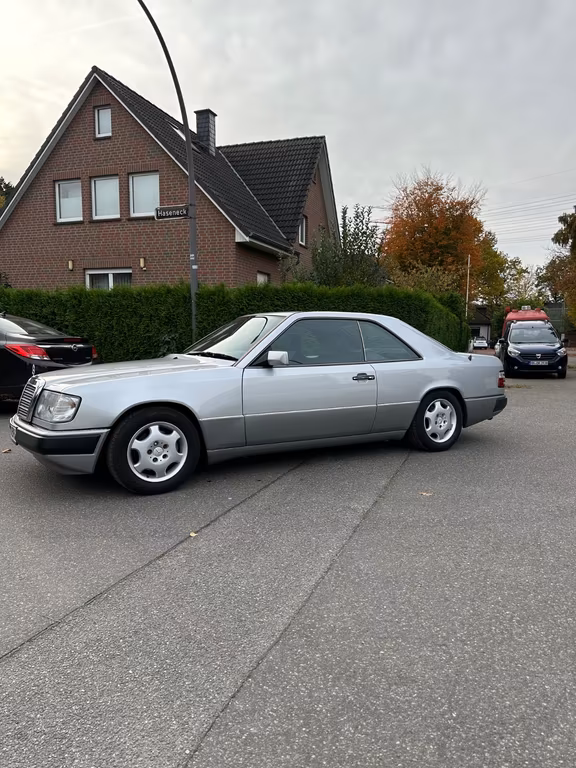 Mercedes-Benz CE 300