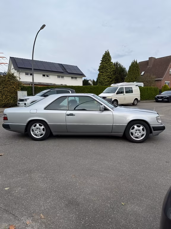 Mercedes-Benz CE 300