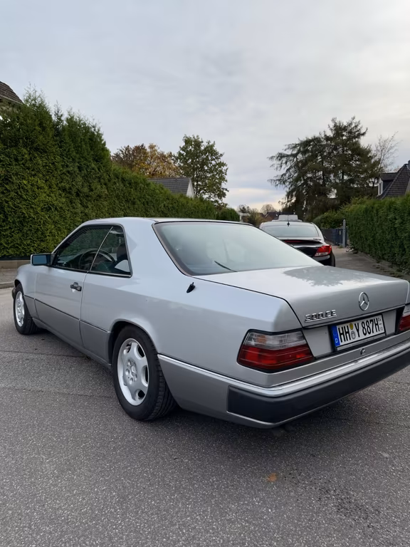 Mercedes-Benz CE 300