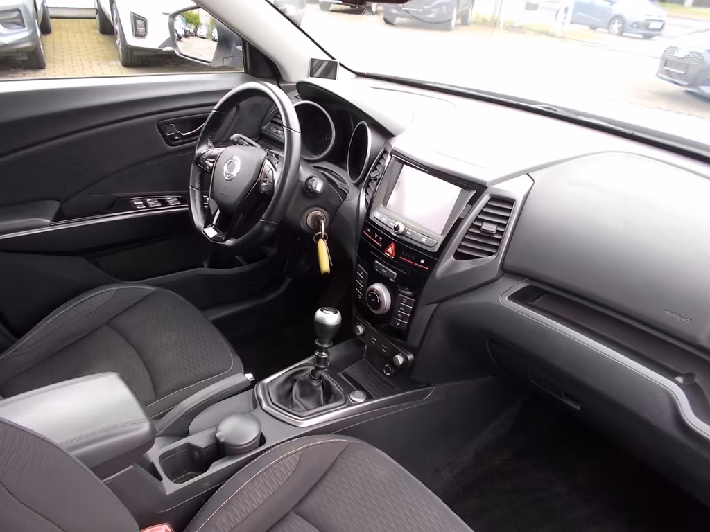 Ssangyong XLV
