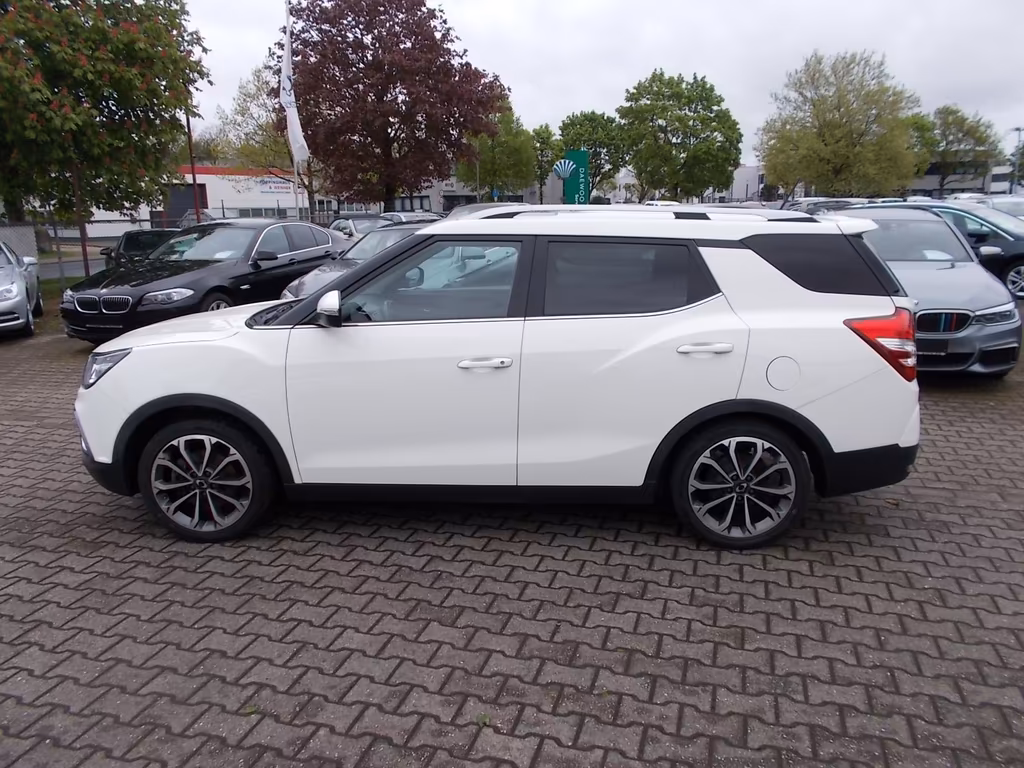 Ssangyong XLV