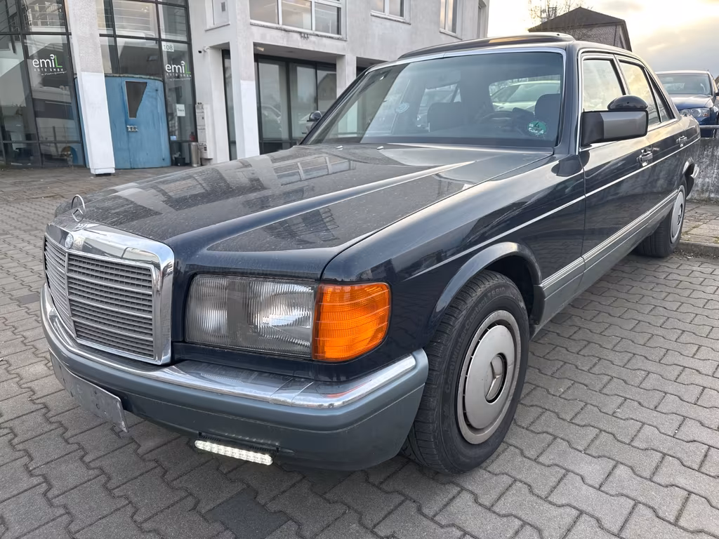 Mercedes-Benz S 260