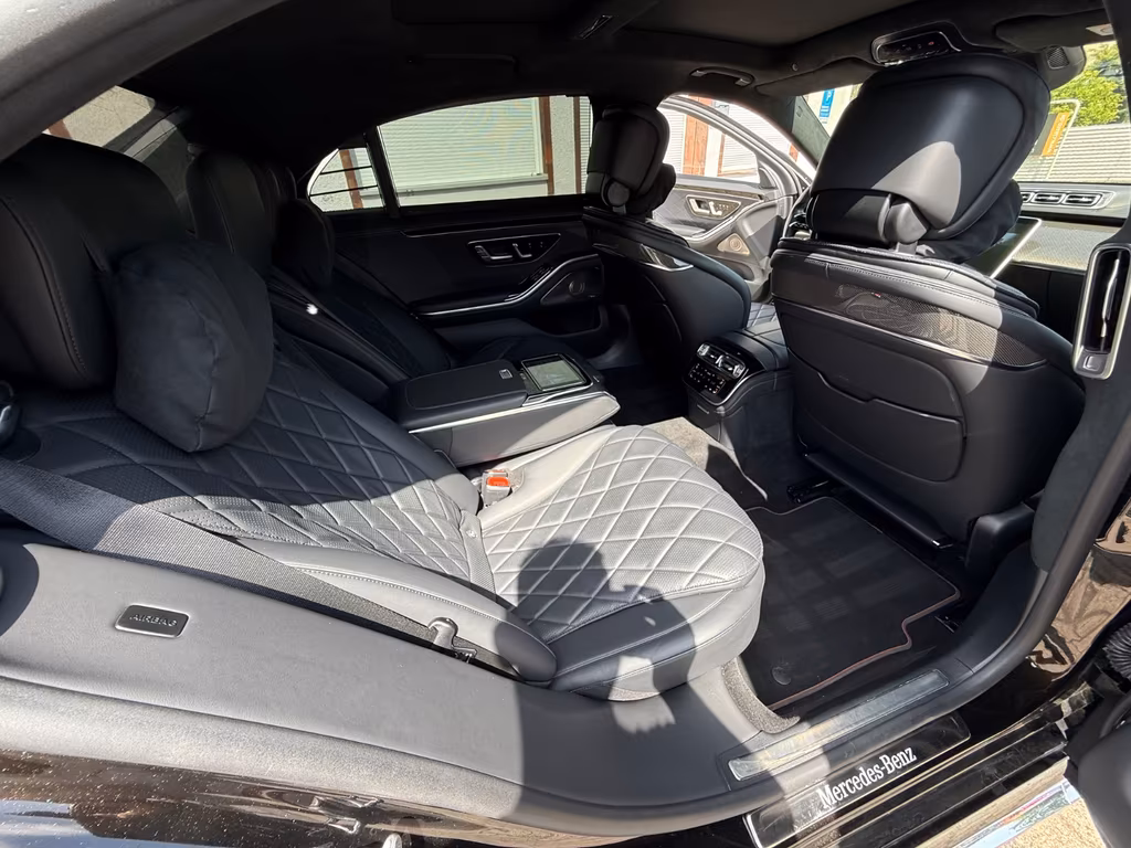 Mercedes-Benz S 400
