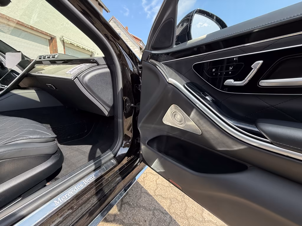 Mercedes-Benz S 400