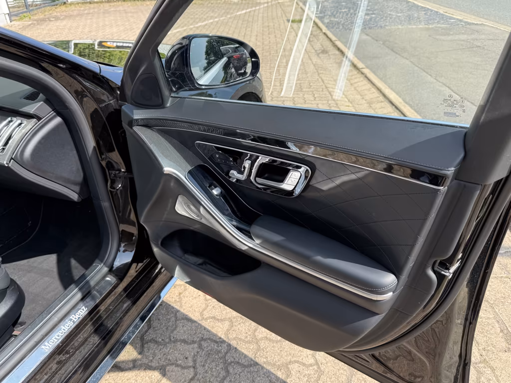 Mercedes-Benz S 400