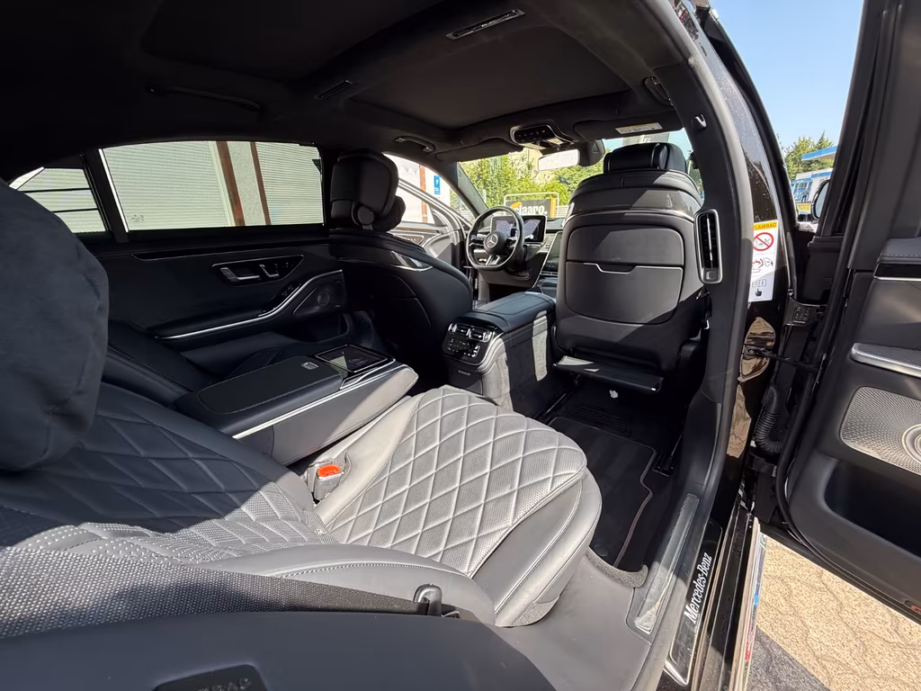 Mercedes-Benz S 400
