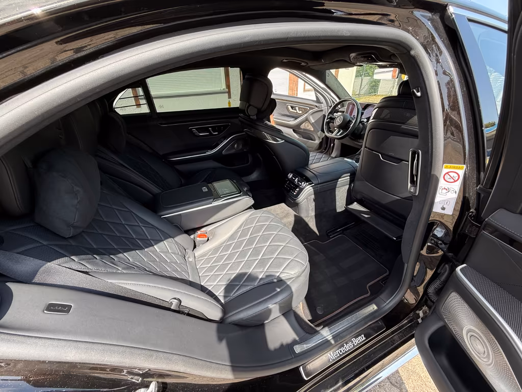 Mercedes-Benz S 400