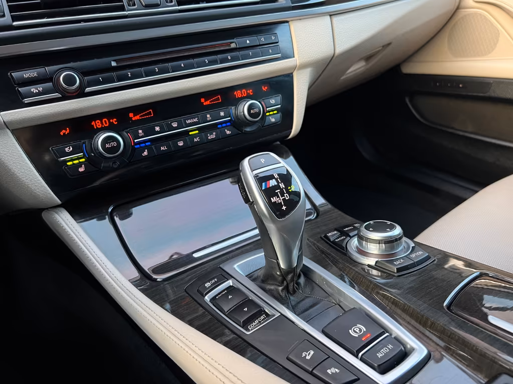 BMW 550