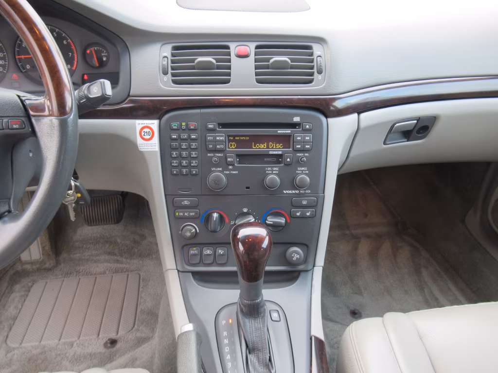 Volvo S80