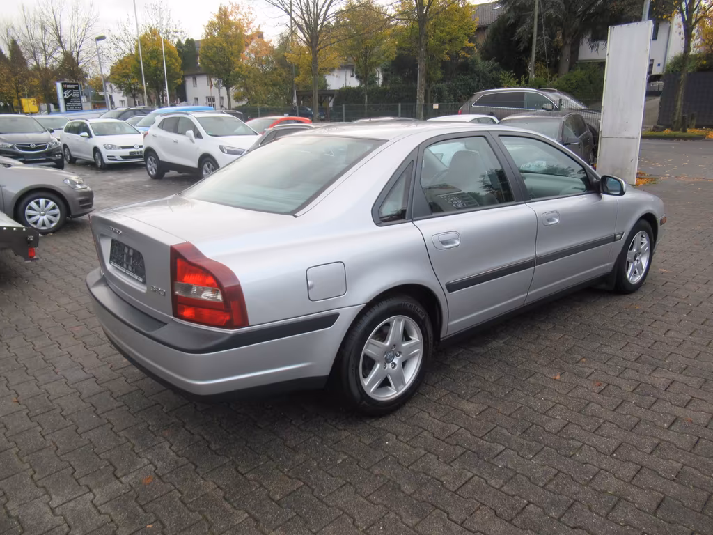 Volvo S80