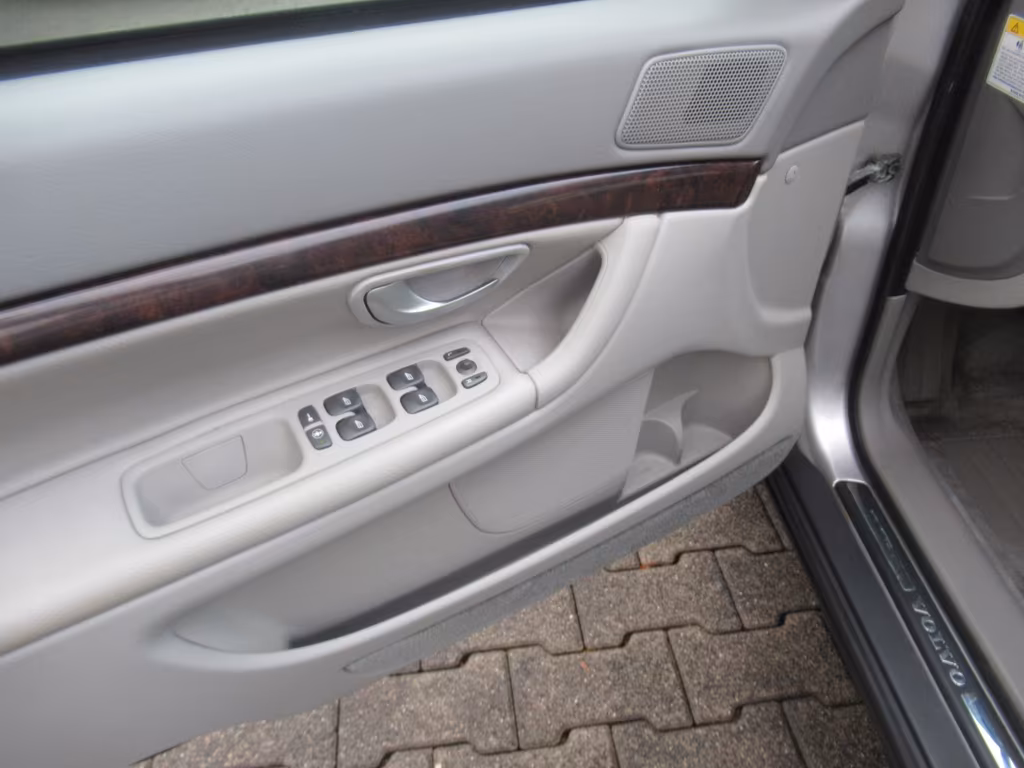 Volvo S80