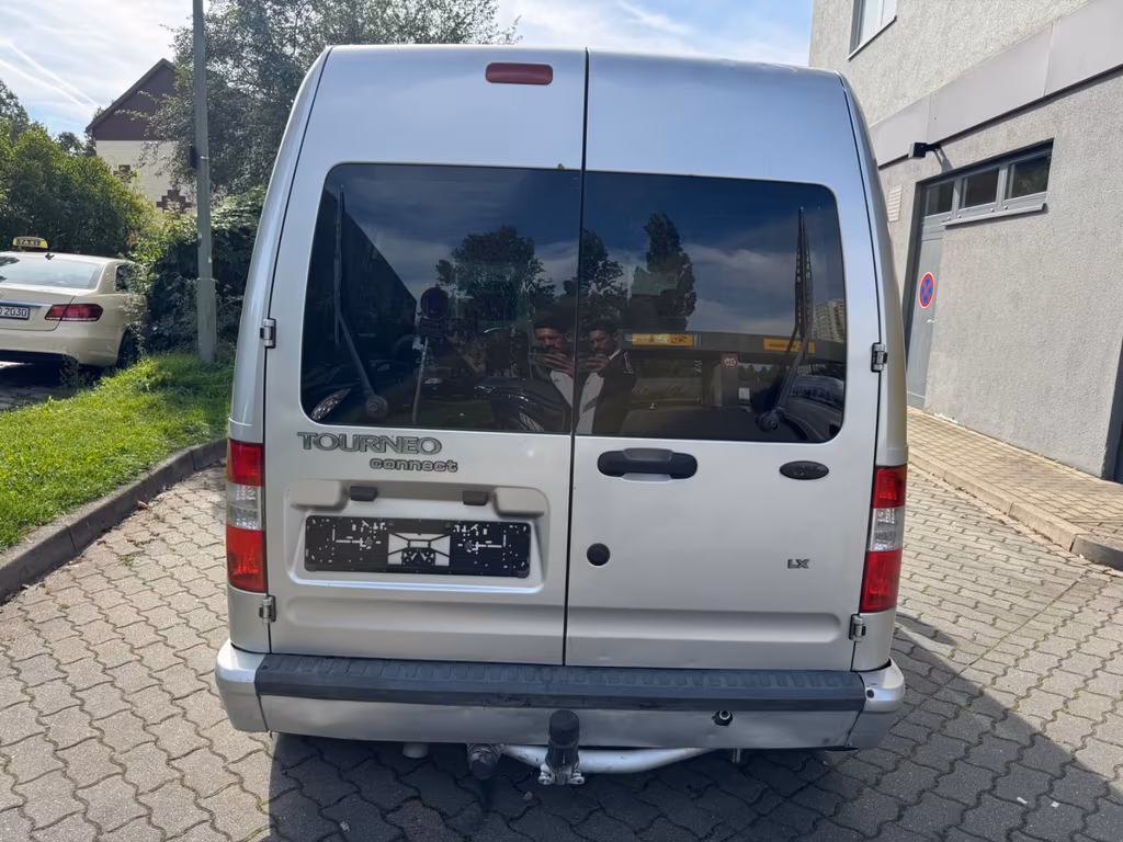 Ford Tourneo