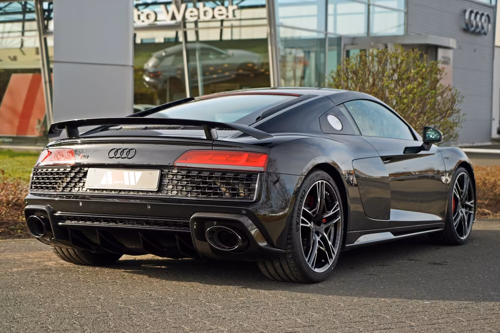 Audi R8
