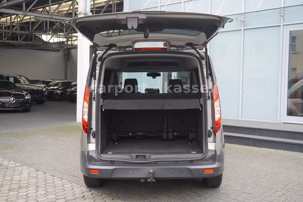 Ford Tourneo