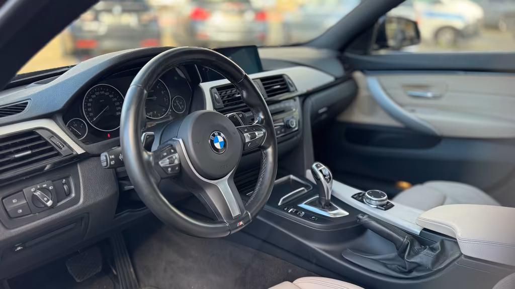 BMW 440