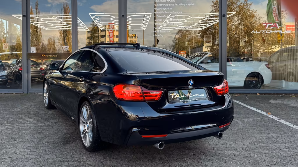 BMW 440