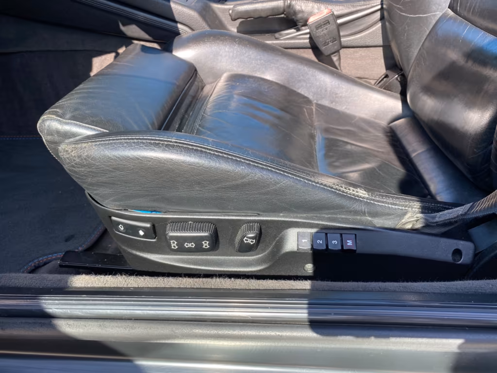 BMW 850