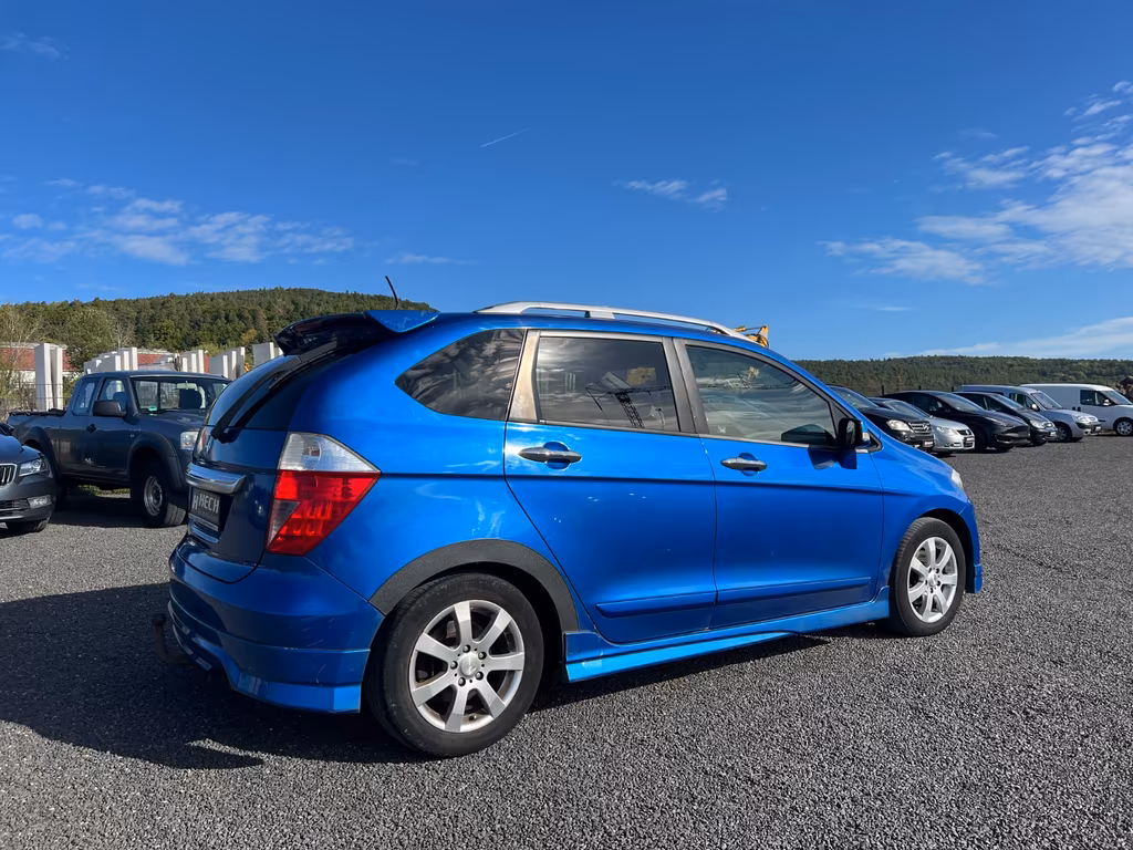 Honda FR-V