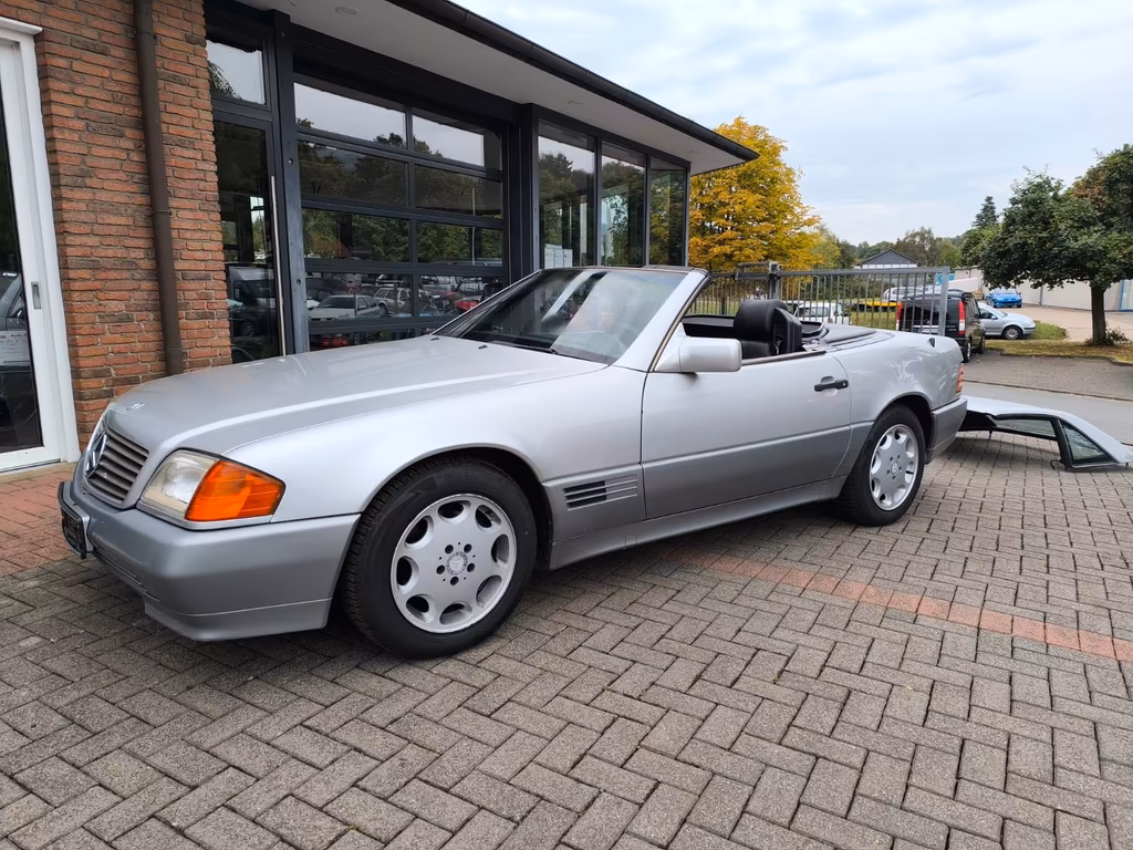 Mercedes-Benz SL 300