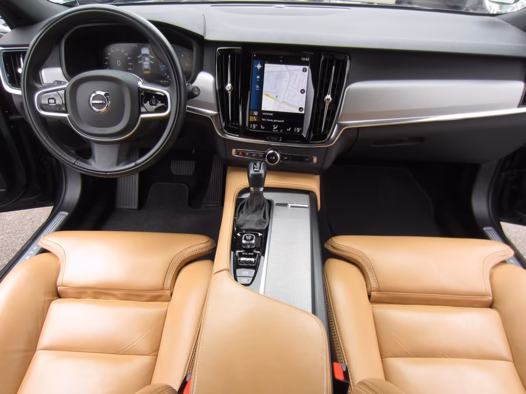Volvo V90 Cross Country