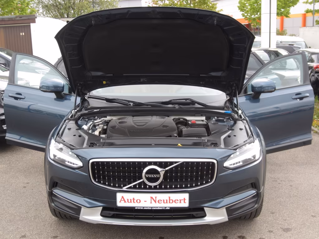 Volvo V90 Cross Country