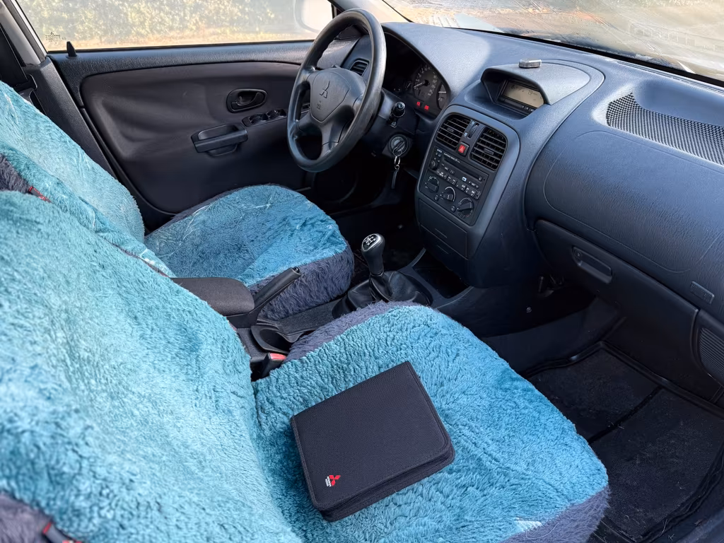Mitsubishi Carisma