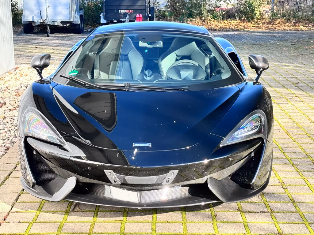 McLaren 570GT