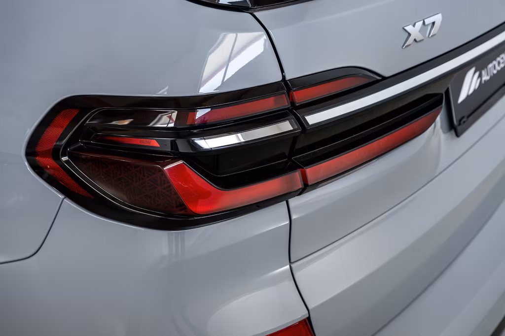BMW X7 M60