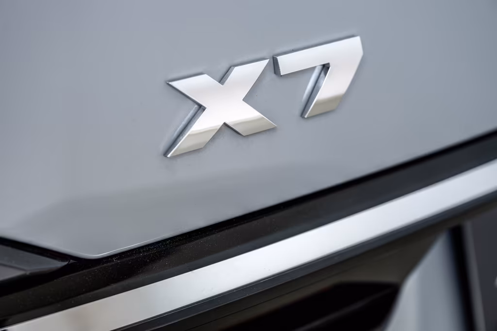 BMW X7 M60