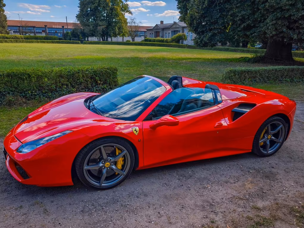 Ferrari 488 Spider